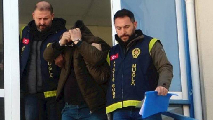 Bakıcılığını yaptığı kadını depremde evden çıkardı, altınlarını çaldı! Serbest bırakıldı…
