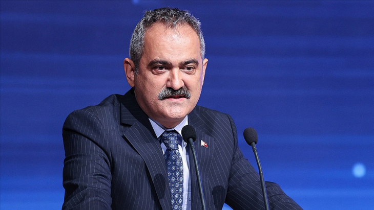 Bakan Özer duyurdu: Okulların tatil süresi uzatılıyor mu?