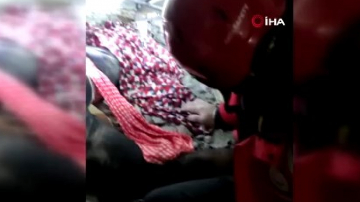 Yardıma gelmişti ikinci depreme yakalandı! Kaldığı enkazda bacağı kesilerek kurtarıldı