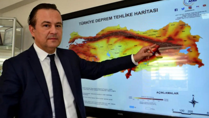 Kandilli Rasathanesi'nden son dakika deprem açıklaması! Depremler 1 yıl sürebilir Akdeniz bölgesinde tsunami uyarısı
