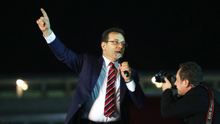 Ekrem İmamoğlu'dan iktidara sert sözler: Sandıkta tokatı yiyecekler