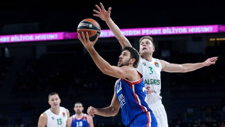 Anadolu Efes, Zalgiris'i ağırlayacak