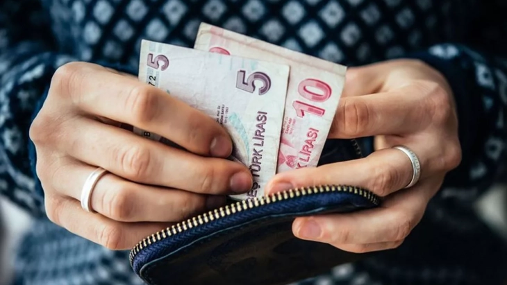 Türk-İş rakamları açıkladı! 4 kişilik bir ailenin açlık ve yoksulluk sınırı bakın ne kadar oldu