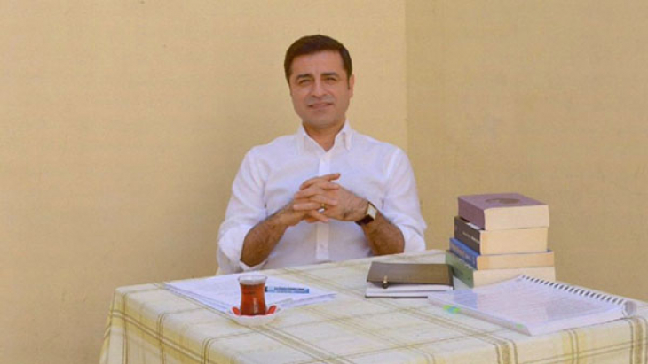 Cezaevindeki Selahattin Demirtaş: Eğer Erdoğan'ı desteklersek…