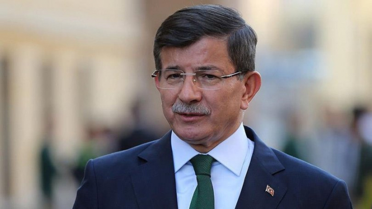 Ahmet Davutoğlu'dan Erdoğan'a bomba sözler: Yakınlarımı zengin etmeyi öğrenemedim