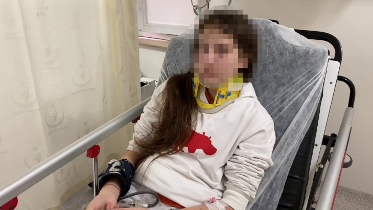 İstanbul'da dehşete düşüren olay! 20 kişi küçük kıza saldırdı!