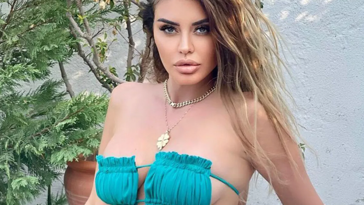 Ebru Polat yatak odasından paylaştı sosyal medya yıkıldı!
