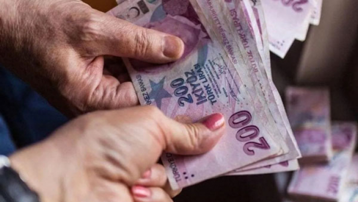 AK Parti'den emekli maaşı hamlesi