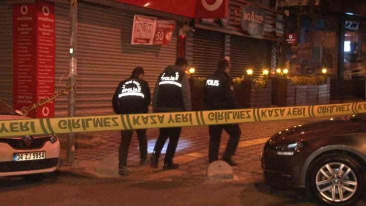 Ev, otomobil ve iş yerine kurşun yağdırdılar!