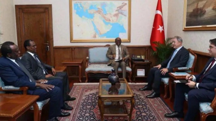 Milli Savunma Bakanı Akar, Büyükelçileri kabul etti