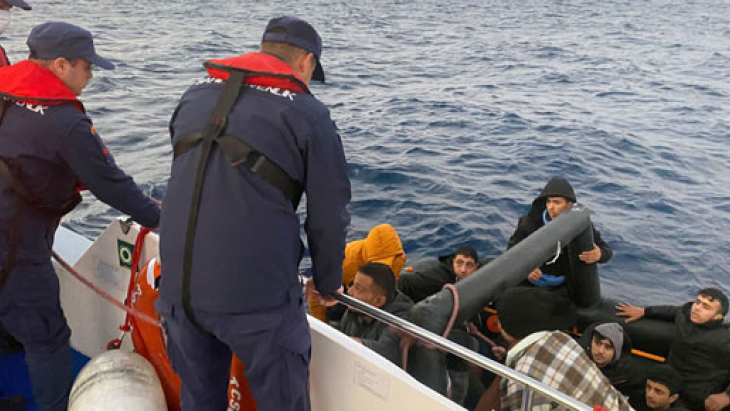 Datça’da 34 düzensiz göçmen kurtarıldı