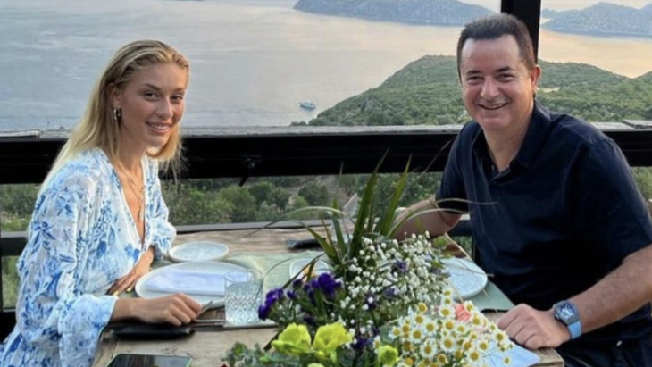 Acun ılıcalı'nın sevgilisi Ayça Çağla Altunkaya sosyal medyayı salladı!