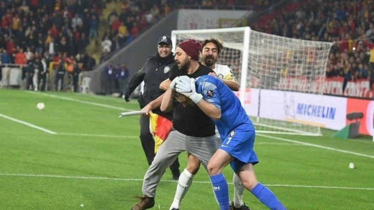 Altay kalecisi Ozan Evrim Özenç'e saldıran holigan tutuklandı!