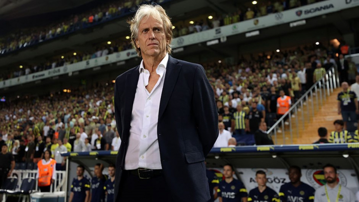 Jorge Jesus, Altay Bayındır'a sahip çıktı!