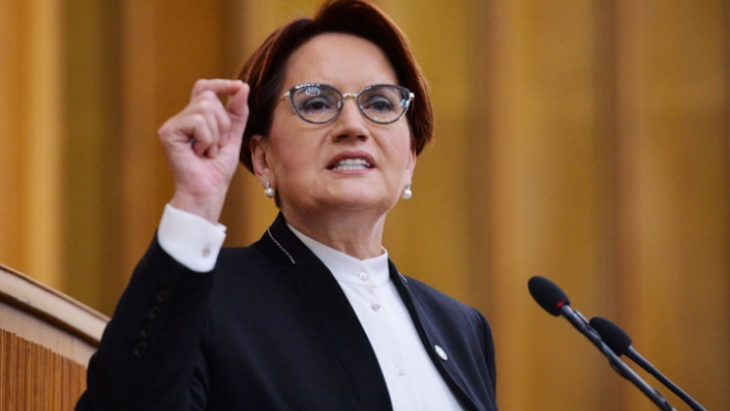 Meral Akşener'den Nureddin Nebati'ye yönelik güldüren eleştiriler!