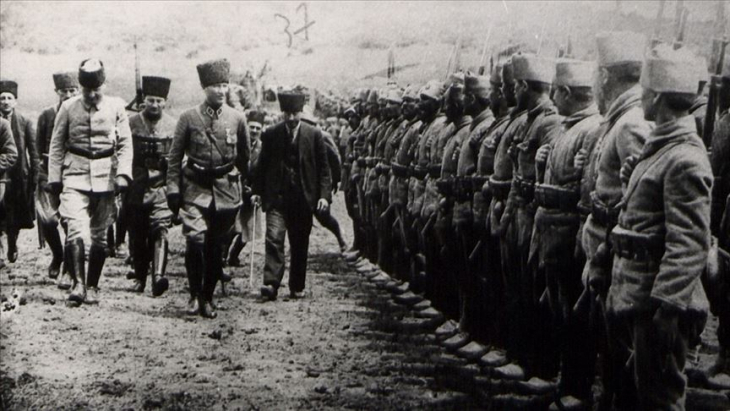 Gazi Mustafa Kemal Atatürk'ün Büyük Taarruz emri vermeden önceki son konuşması! Kaybedersek beni hemen asarsınız
