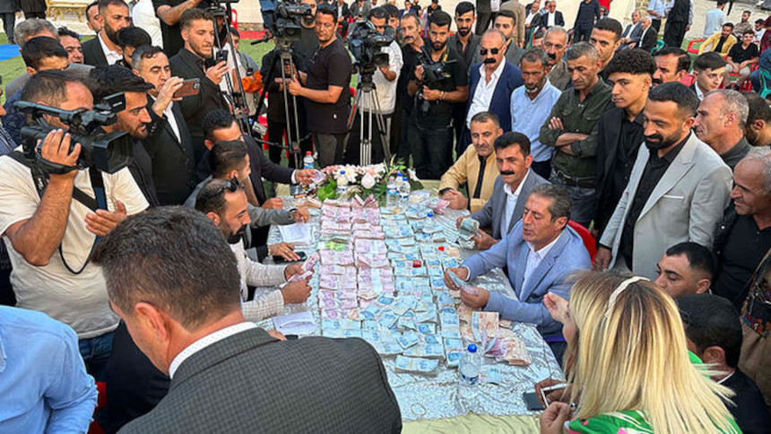 Tıvorlu İsmail'in oğlu evlendi: Takılan para miktarı dudak uçuklattı