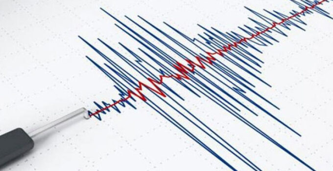 Antalya’da 4,8 büyüklüğünde deprem oldu!