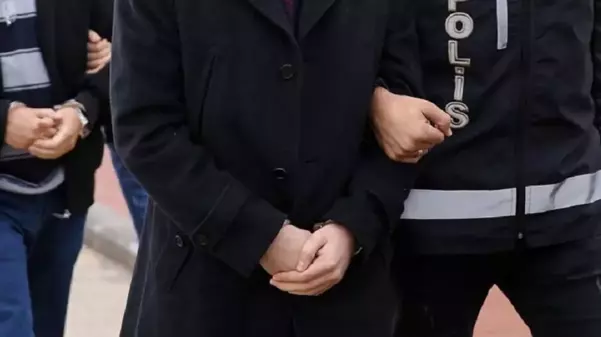 Ankara'da FETÖ operasyonu! 7'si aktif görevde 35 Emniyet mensubu için gözaltı kararı 2 FETÖ Emniyet Mahrem Yapılanması