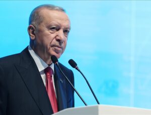 Cumhurbaşkanı Erdoğan’dan kabine sonrası sert uyarı: Kimsenin gözünün yaşına bakmayacağız