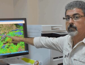 Prof. Hasan Sözbilir 7 büyüklüğünde deprem beklediği 6 ili açıkladı!
