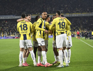 Fenerbahçe sahasında Gaziantep’i 3-1 mağlup etti