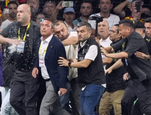 Göztepe maçında Ali Koç’u iterek düşüren kişiye hapis cezası