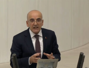 Mehmet Şimşek’ten asgari ücret açıklaması: Türkiye’yi o ülkelerle kıyasladı!