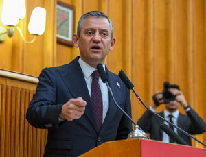 Özgür Özel, iktidara seslendi: Aklınızı başınıza alın, emekliye asgari ücret verin