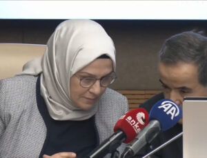TBMM’de flaş olay: Mikrofon açık kaldı! Komisyon başkanı ve başkanvekilinin konuşmaları dikkat çekti