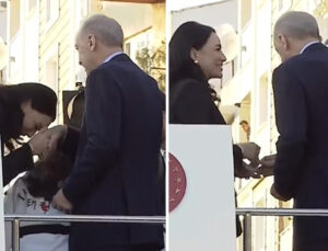 Cumhurbaşkanı Erdoğan, elini öpen AK Parti’li Seda Sarıbaş’a 200 TL harçlık verdi