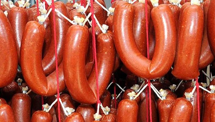 Sucuktan kıymaya, etli ekmekten kebaba… İçinden çıkanları duyunca şoke olacaksınız