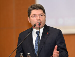 Yılmaz Tunç, Özgür Özel’in paylaştığı rapora “korsan” dedi: Bunu paylaşmak vicdansızlıktır