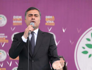 Van Büyükşehir Belediye Başkanı Abdullah Zeydan’a 3 yıl 9 ay hapis!