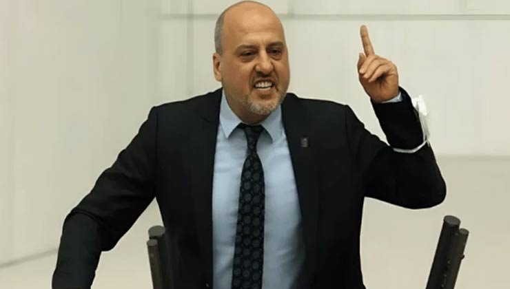TİP’li Ahmet Şık: Ekrem İmamoğlu görevden alınacak, İBB’ye kayyım atanacak