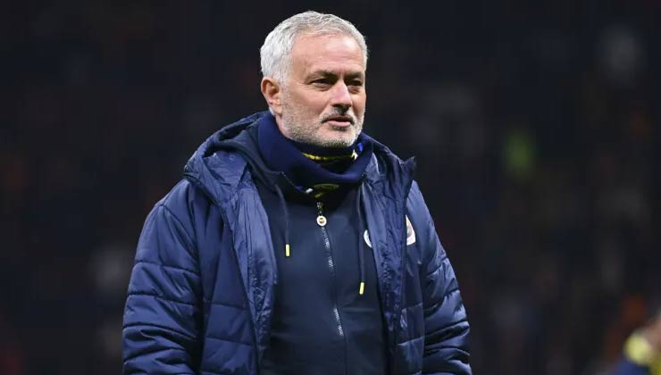 Mourinho’nun derbi yorumu olay oldu! Herkes maymun gibi zıplıyordu