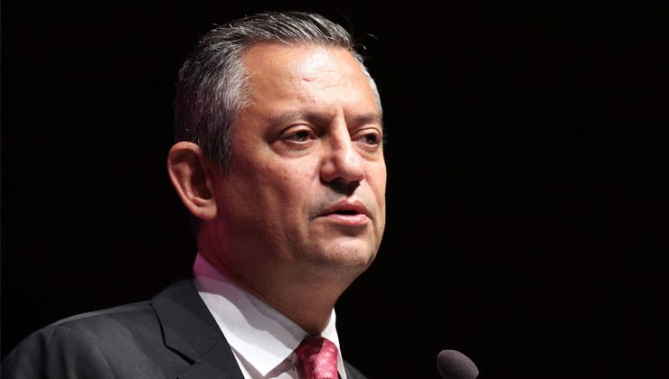 CHP’de ön seçim krizi! Özgür Özel’den dikkat çeken Mansur Yavaş açıklaması