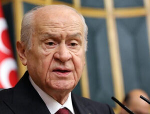 Devlet Bahçeli’den yeni anayasa açıklaması: Geciktirmemek öncelikli meseledir