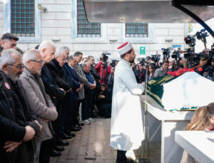 Yaşam mücadelesini kaybeden Ece Gürel son yolculuğuna uğurlandı