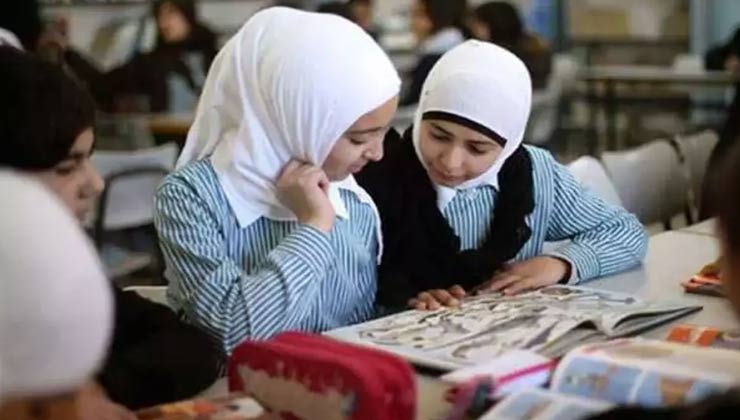 KKTC’den tarihi başörtüsü hamlesi! Kılık kıyafet yönetmeliği değişiyor