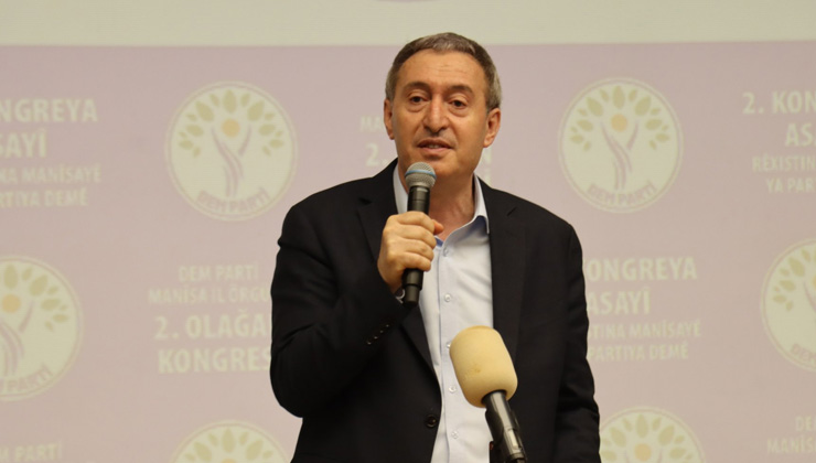 DEM Parti’den şaşırtan açıklama: Biz CHP’nin eylemci kitlesi değiliz