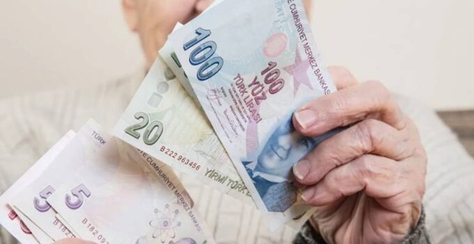 2025 Emekli bayram ikramiyesi ne kadar olacak? İşte masadaki formüller ve ödeme tarihleri