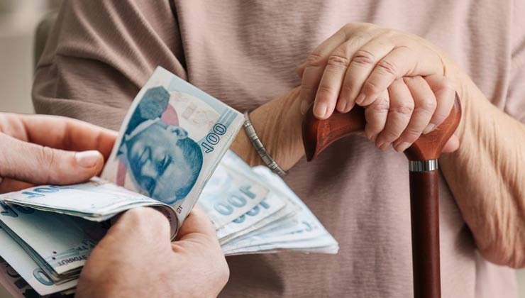 Emekli bayram ikramiyesi için zam sinyali! 3 formül masada