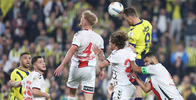 Fenerbahçe, Samsunspor’a diş geçiremedi: Maç sonu ortalık karıştı!