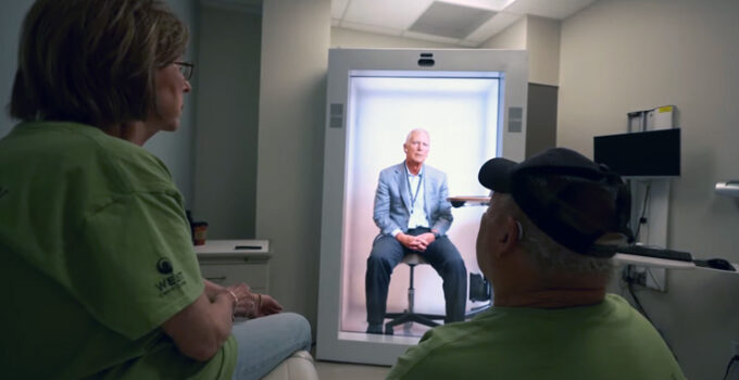 Sağlıkta inanılmaz teknoloji: Hologram doktor evlere geliyor