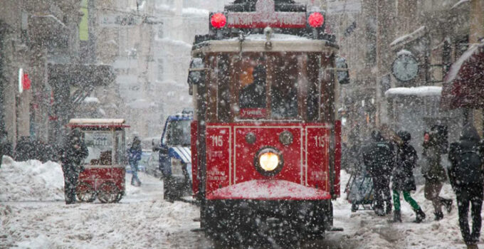 AKOM uyardı: Önümüzdeki hafta İstanbul’a kar bekleniyor