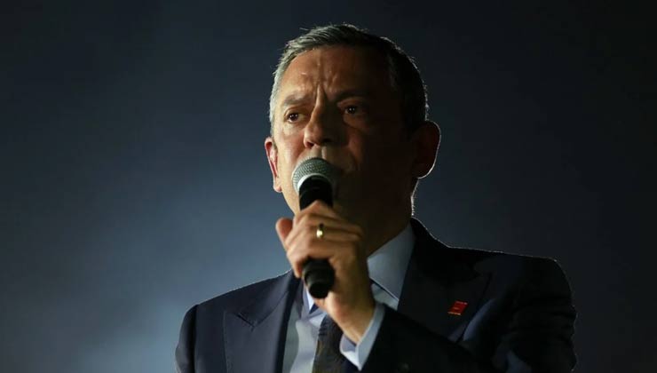 Boykot listesini güncelledi! Özgür Özel’den isyan: “Öyleyse bende terörist olayım kardeşim”