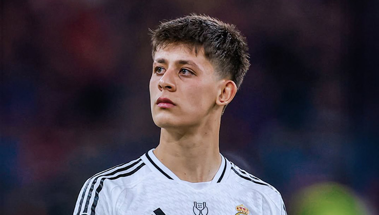 Efsane futbolcudan Arda Güler yorumu: Ona zaman ve fırsat verilirse oyunu kontrol eder