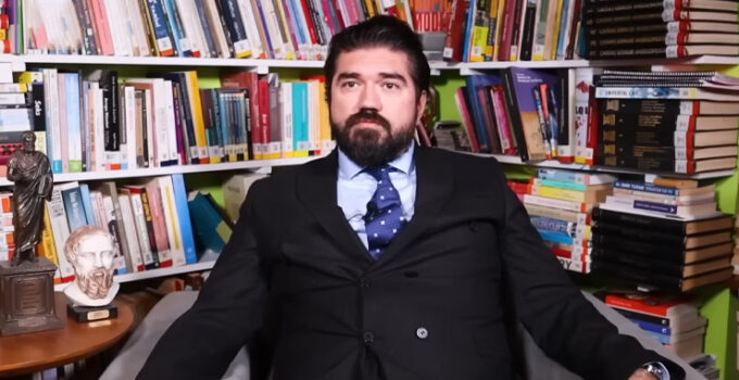Rasim Ozan Kütahyalı, adli kontrol şartıyla serbest bırakıldı