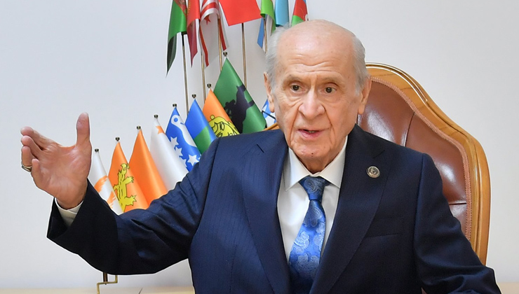 Devlet Bahçeli, CHP’yi hedef aldı: Özgür Özel’i ayaklarını denk almaya davet ediyorum